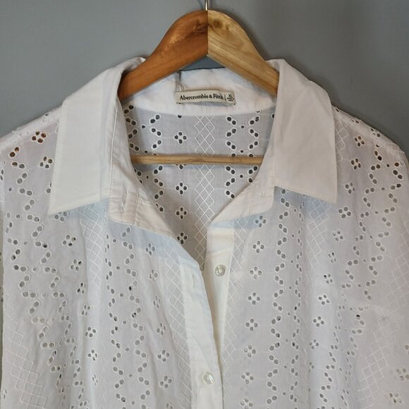 Abercrombie & Fitch Oversized Button Down Shirt Womens XL Eyelet Cottage Flowy - Picture 9 of 9